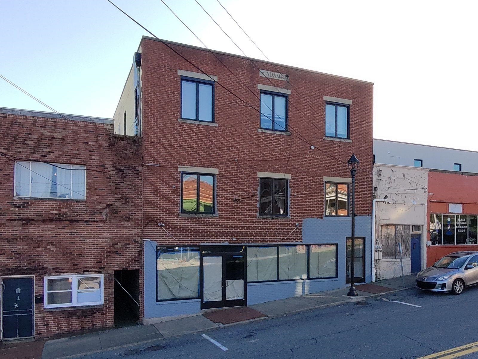 718 Main Street - 1