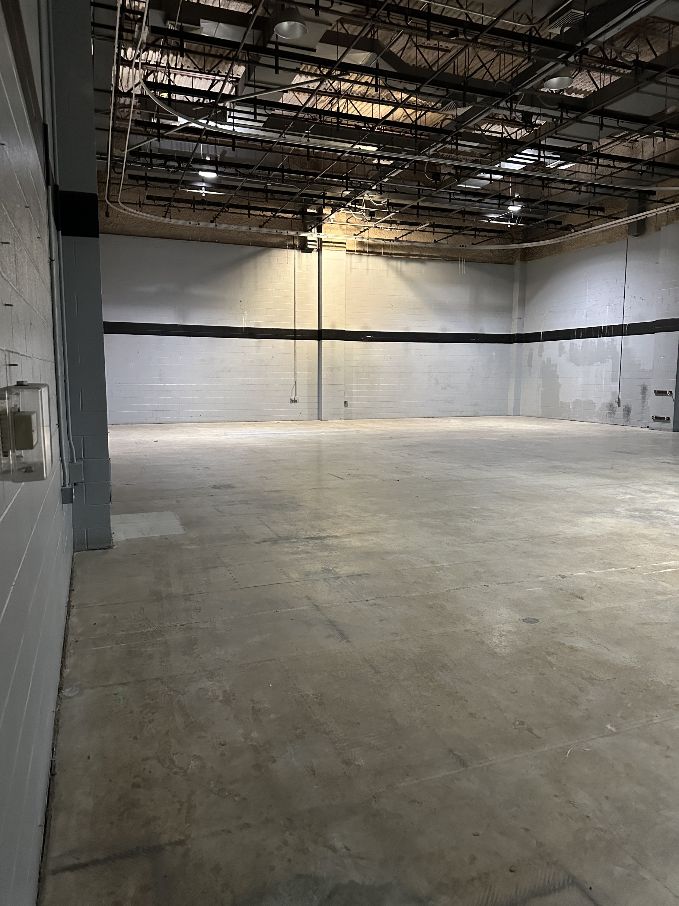 555 5th Avenue - Suite F
